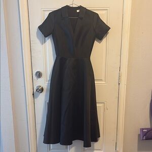 Elegant Black Midi Dress